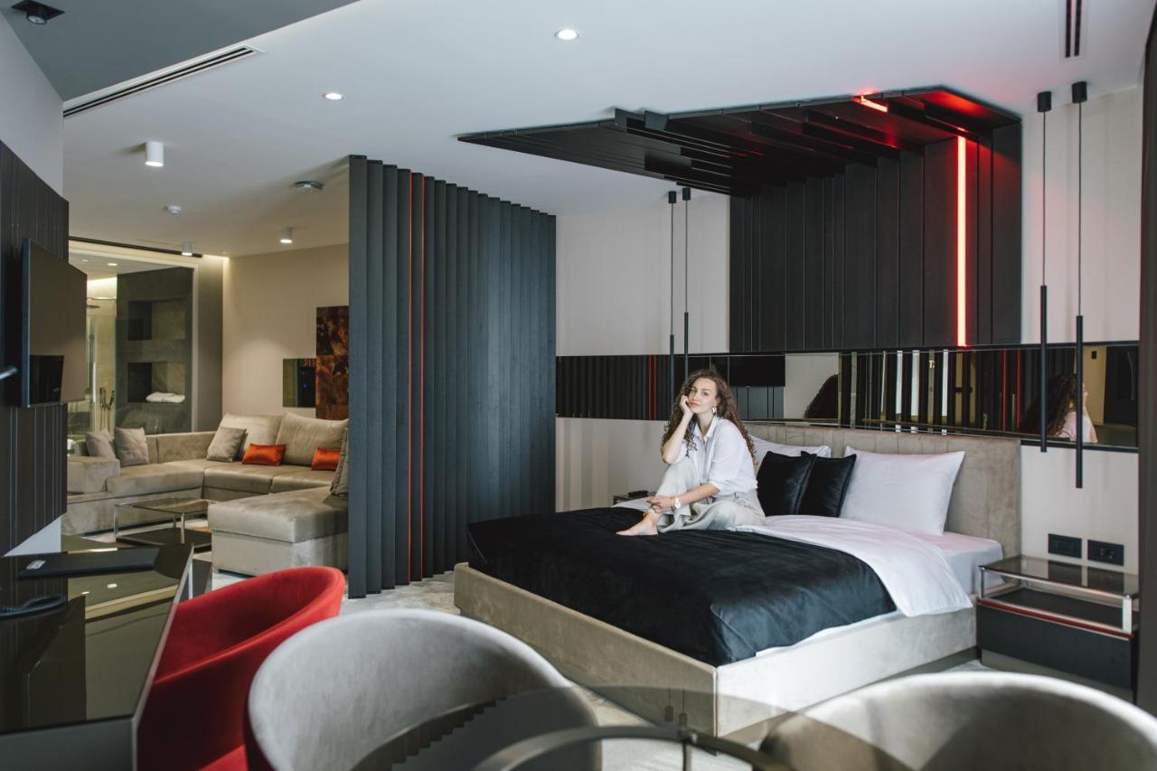 Hotel Zeneva Lux Крагуевац Екстериор снимка