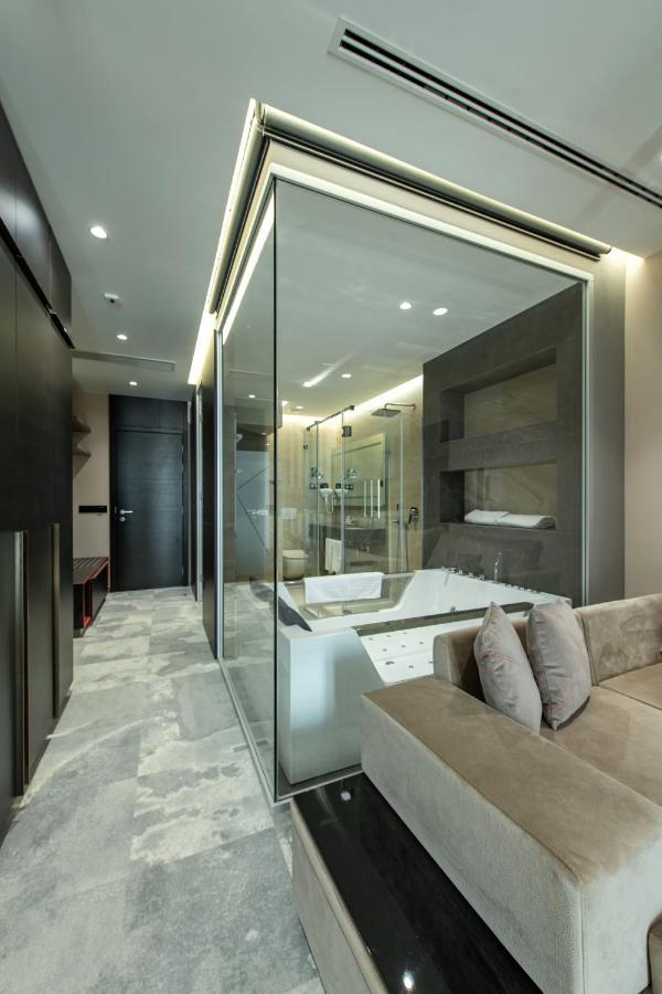 Hotel Zeneva Lux Крагуевац Екстериор снимка