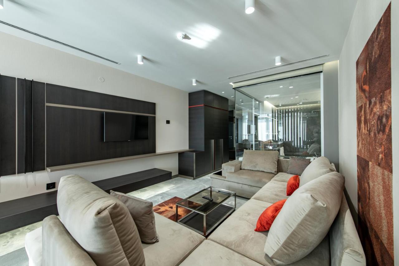 Hotel Zeneva Lux Крагуевац Екстериор снимка