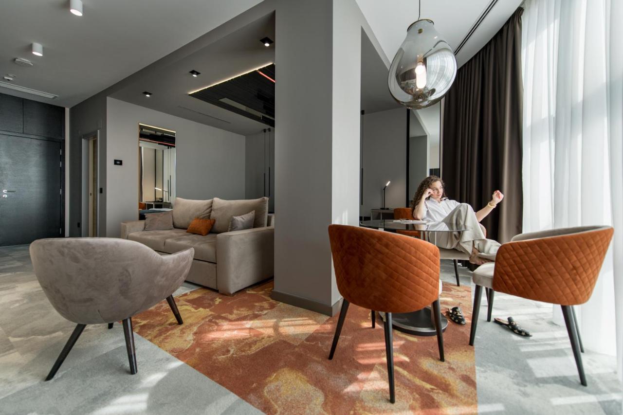 Hotel Zeneva Lux Крагуевац Екстериор снимка