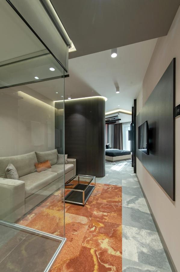 Hotel Zeneva Lux Крагуевац Екстериор снимка