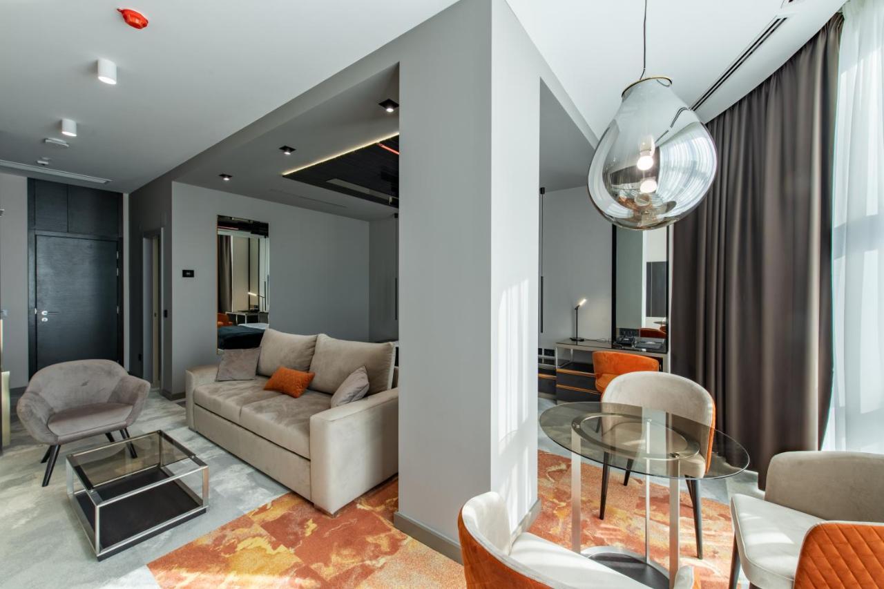 Hotel Zeneva Lux Крагуевац Екстериор снимка