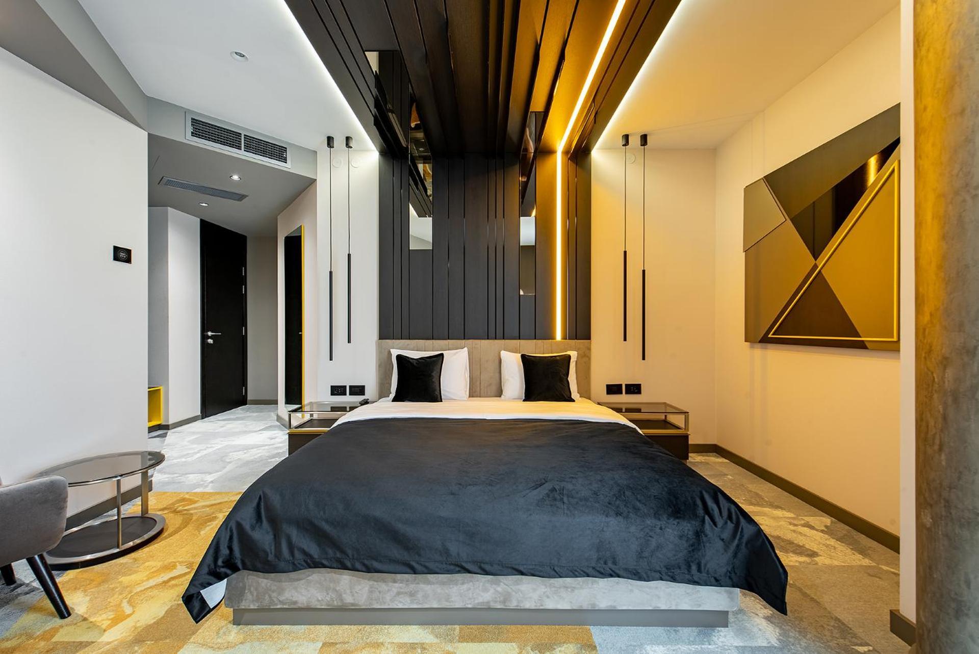 Hotel Zeneva Lux Крагуевац Екстериор снимка