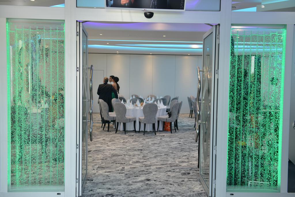 Hotel Zeneva Lux Крагуевац Екстериор снимка