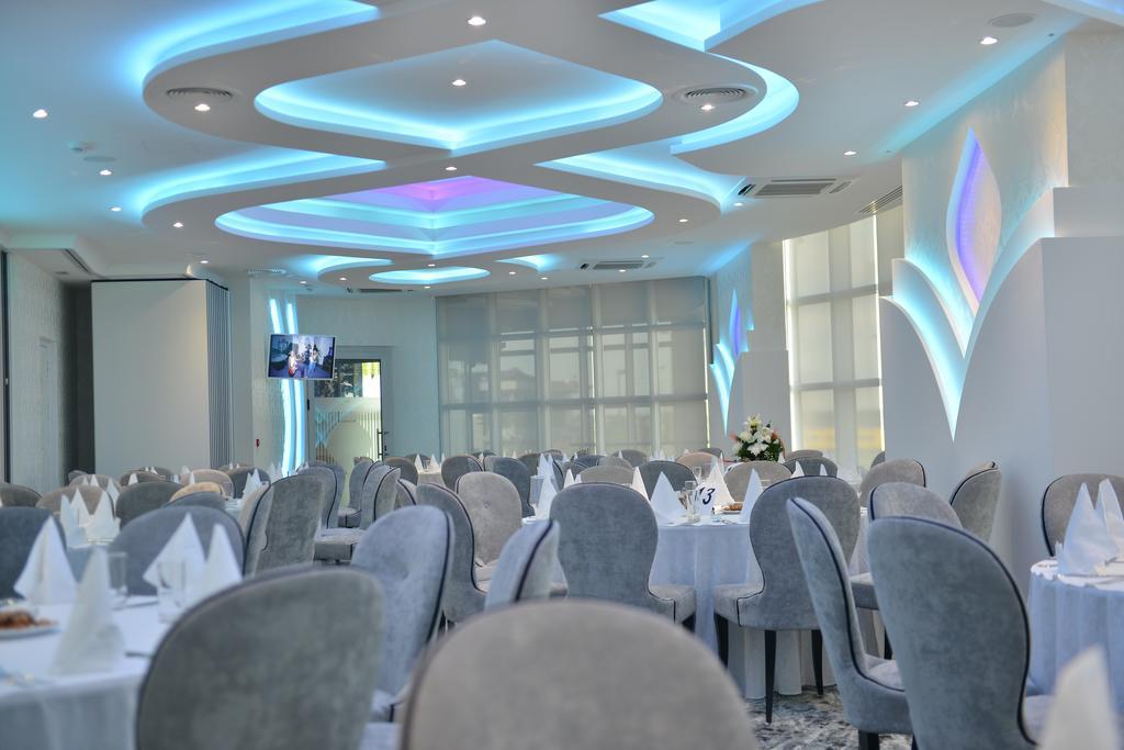 Hotel Zeneva Lux Крагуевац Екстериор снимка