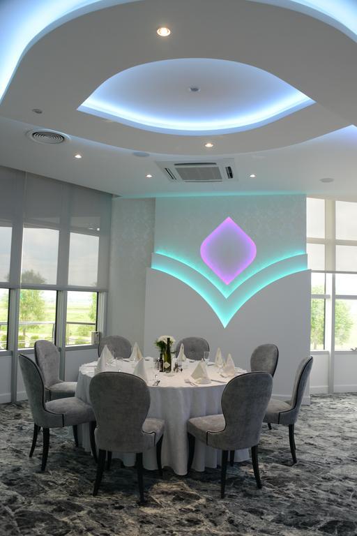 Hotel Zeneva Lux Крагуевац Екстериор снимка